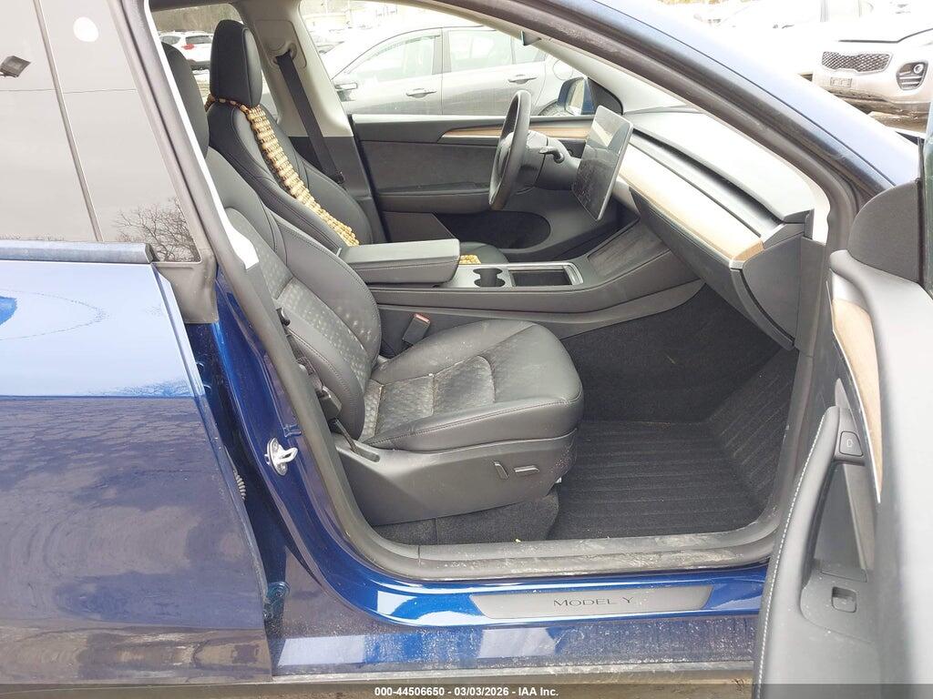 7SAYGDEE7RF986008 2024 TESLA MODEL Y photo no. 5
