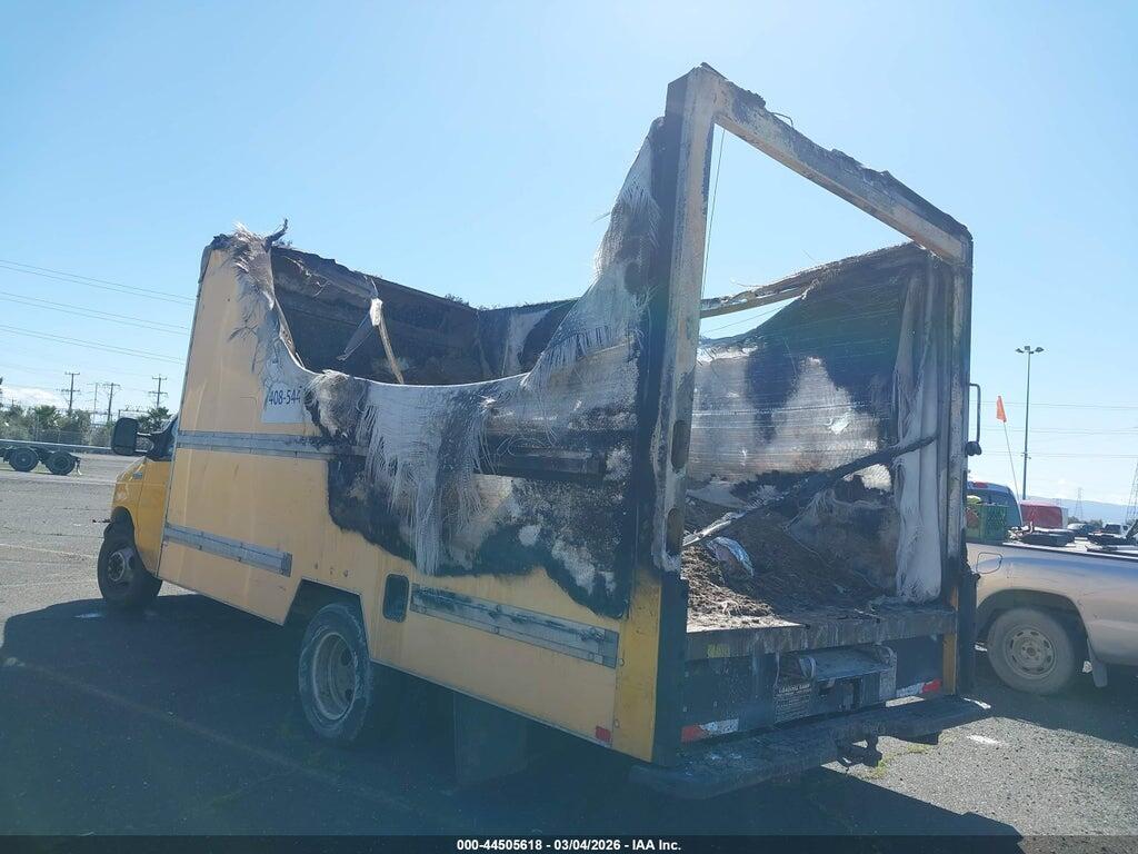 1FDSE35L07DA15448 2007 FORD E-350 CUTAWAY photo no. 3
