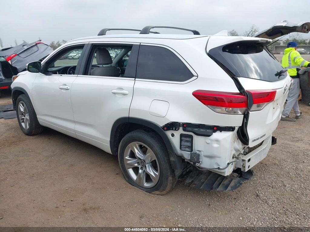 5TDDZRFH9JS859353 2018 TOYOTA HIGHLANDER photo no. 3