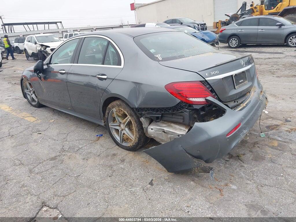 WDDZF4JB3HA050903 2017 MERCEDES-BENZ E 300 photo no. 3