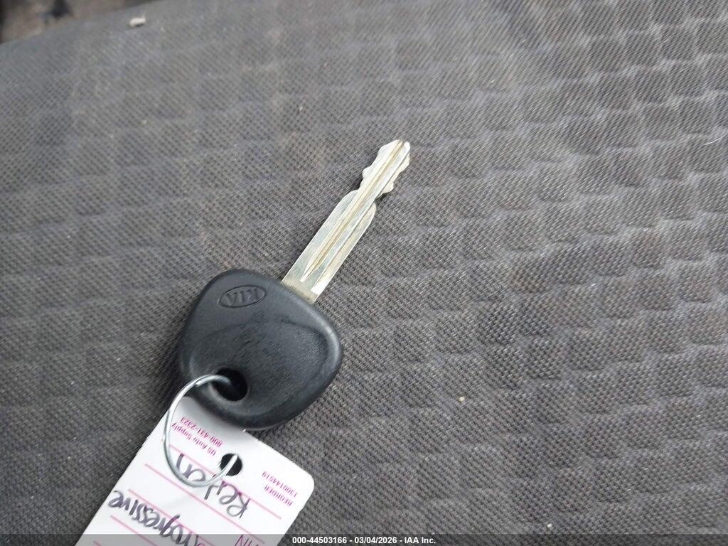 KNDJT2A57D7576683 2013 KIA SOUL photo no. 11