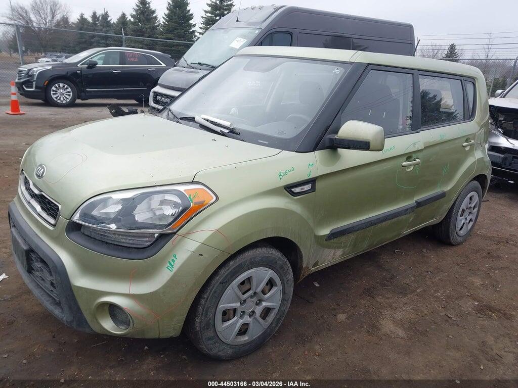KNDJT2A57D7576683 2013 KIA SOUL photo no. 2