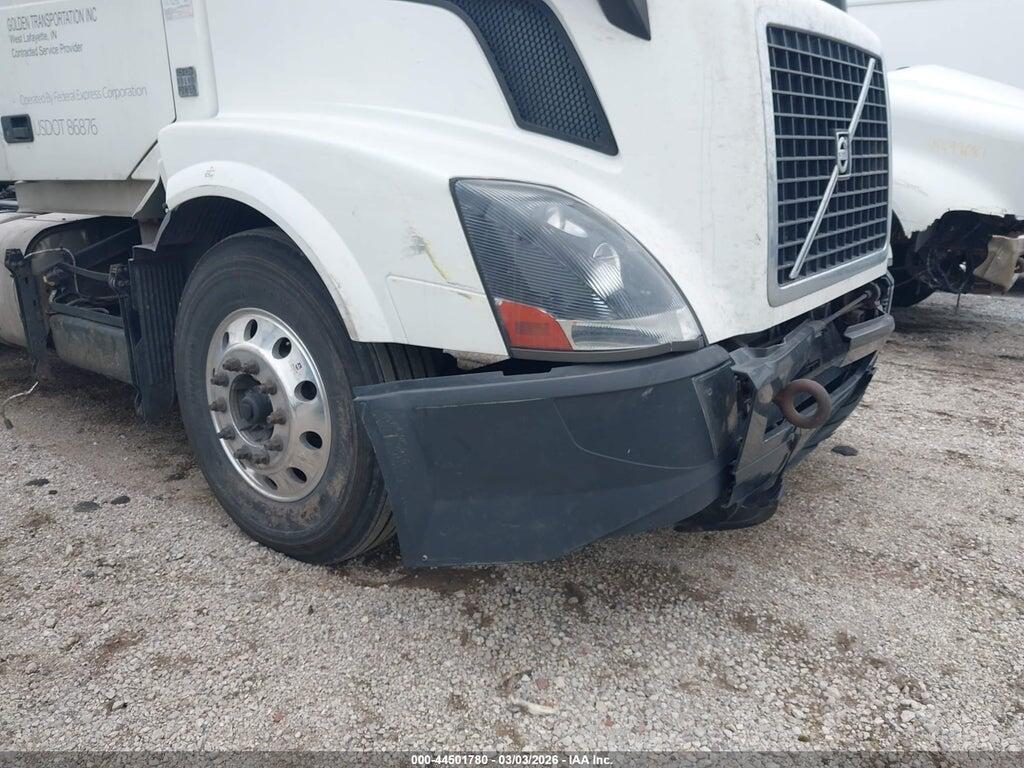 4V4NC9EG1GN962946 2016 VOLVO VN photo no. 12