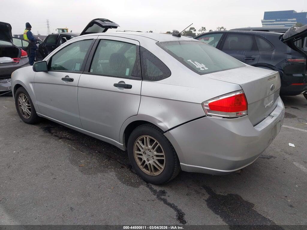 1FAHP3FN5BW152462 2011 FORD FOCUS photo no. 3