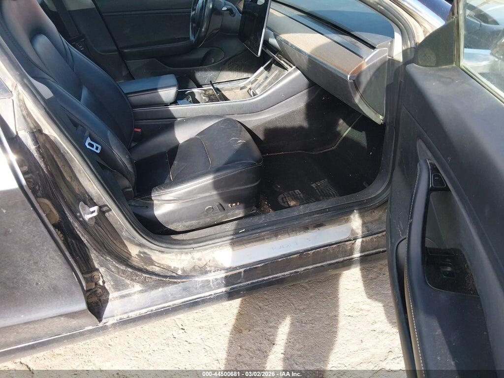 5YJ3E1EB6JF077148 2018 TESLA MODEL 3 photo no. 5