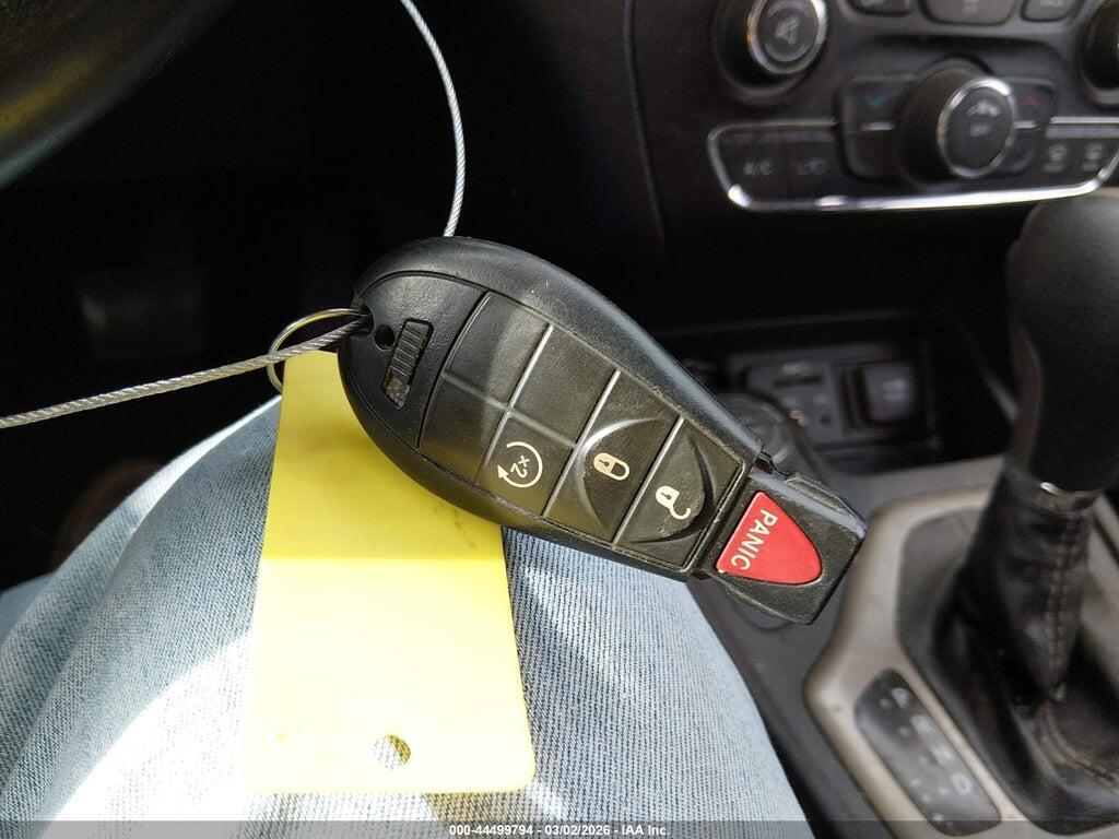1C4PJMCB2EW107314 2014 JEEP CHEROKEE photo no. 11