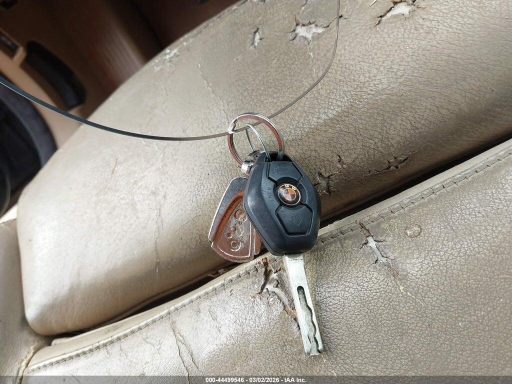 WBABW53424PL47388 2004 BMW 330CI photo no. 11
