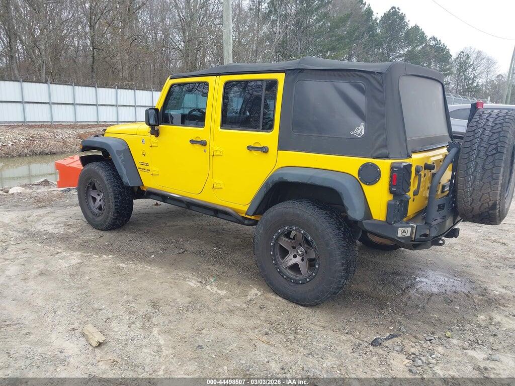1C4BJWDG0FL688119 2015 JEEP WRANGLER UNLIMITED photo no. 3