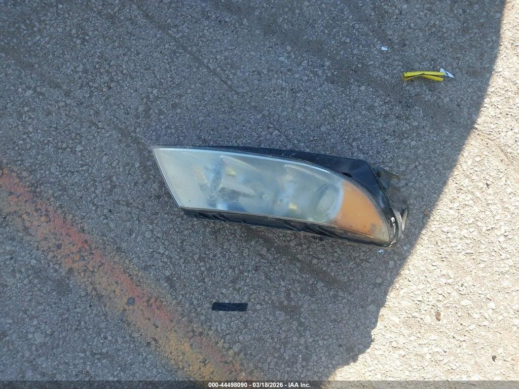 3LNHL2GCXAR619689 2010 LINCOLN MKZ photo no. 12