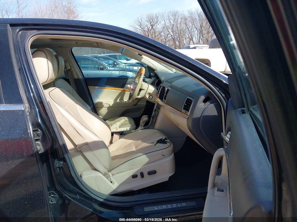 3LNHL2GCXAR619689 2010 LINCOLN MKZ photo no. 5