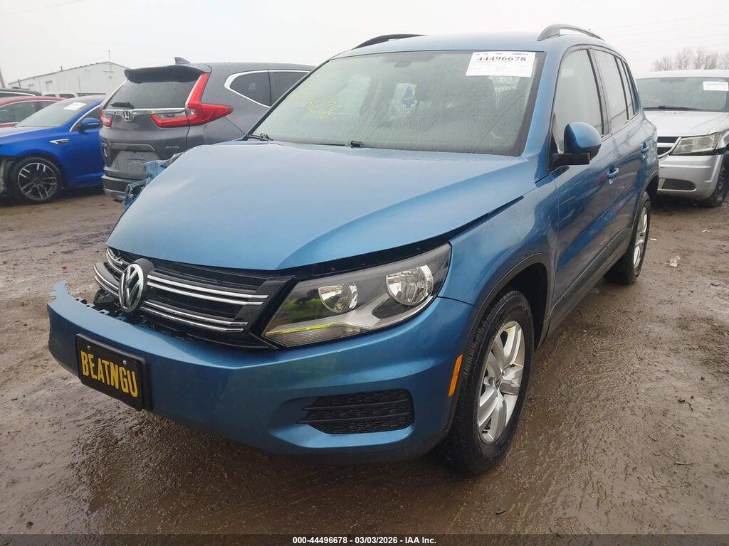 WVGBV7AX0HK025829 2017 VOLKSWAGEN TIGUAN photo no. 2