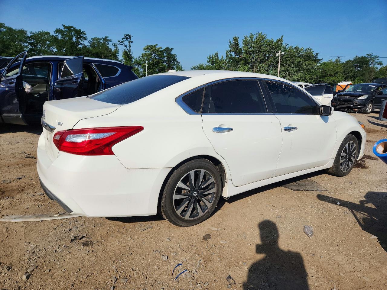 1N4AL3AP5JC134579 2018 NISSAN ALTIMA photo no. 3