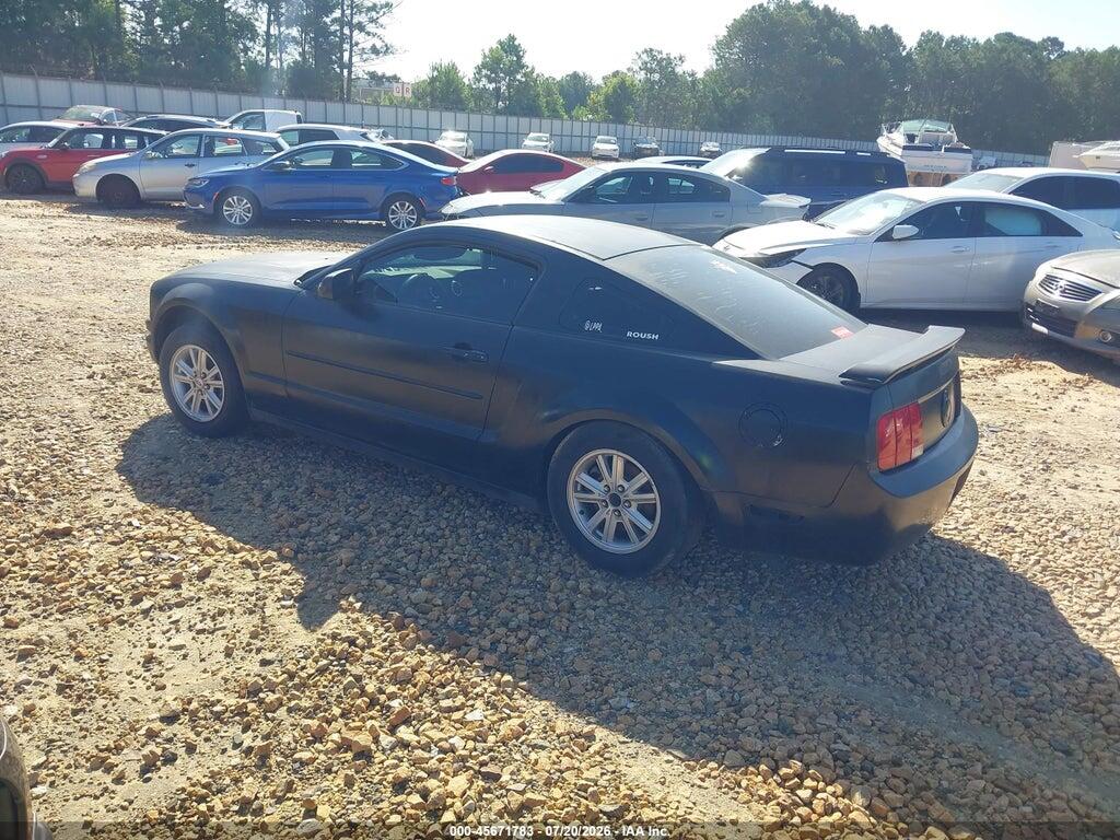 1ZVFT80N155186828 2005 FORD MUSTANG photo no. 3
