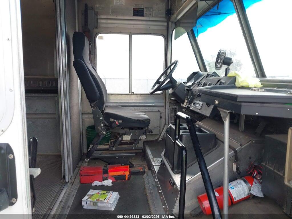 4UZAAPDU4ACAS1505 2010 FREIGHTLINER CHASSIS photo no. 6