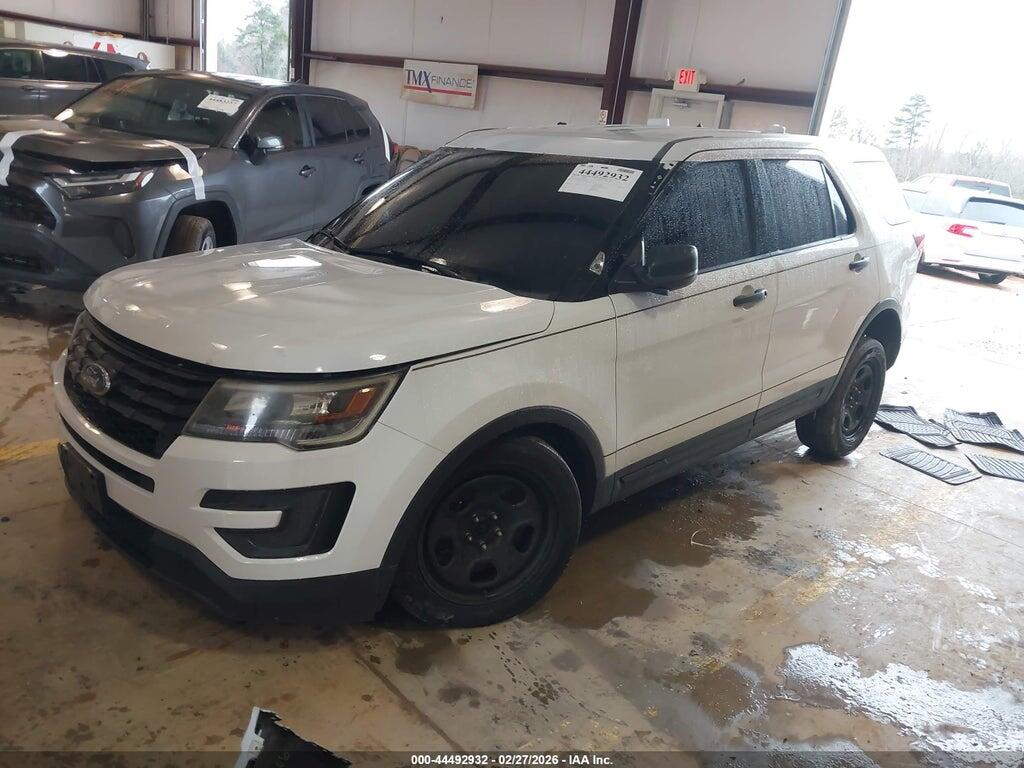 1FM5K8AR8HGC24577 2017 FORD UTILITY POLICE INTERCEPTOR photo no. 2