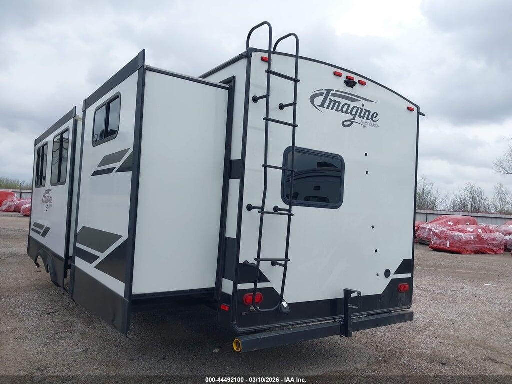 573TE3721K6613678 2019 GRAND DESIGN IMAGINE photo no. 3