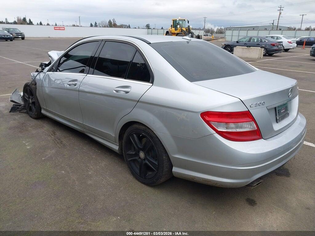 WDDGF8BB0AR100077 2010 MERCEDES-BENZ C 300 photo no. 3