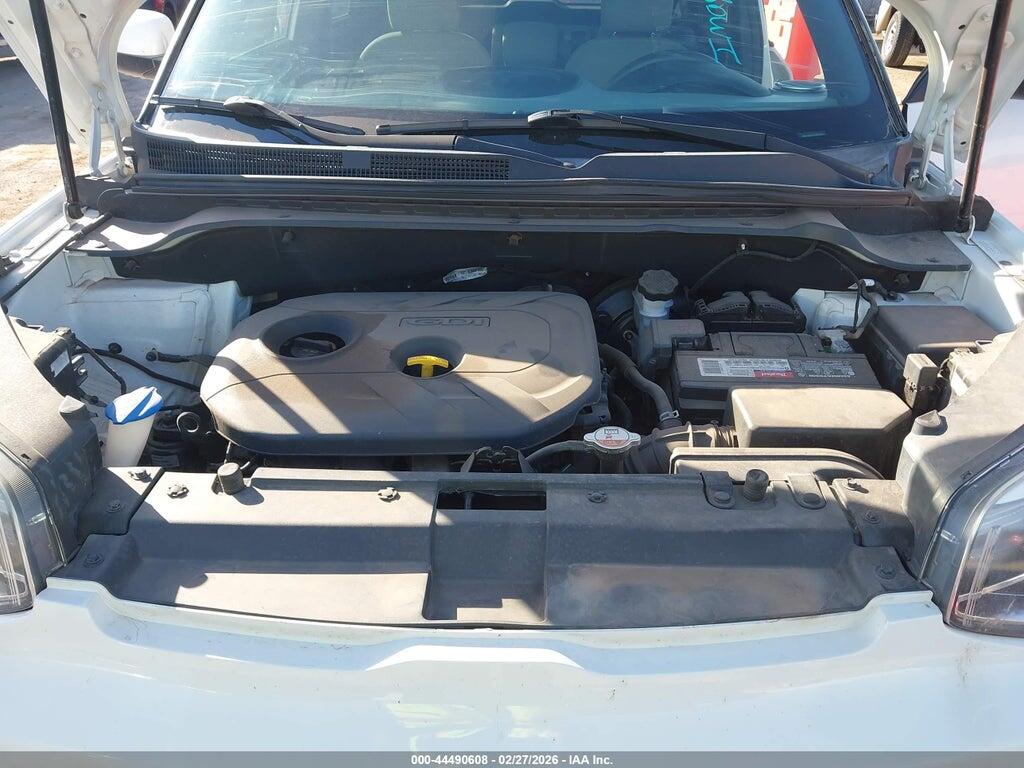 KNDJP3A53G7306994 2016 KIA SOUL photo no. 10