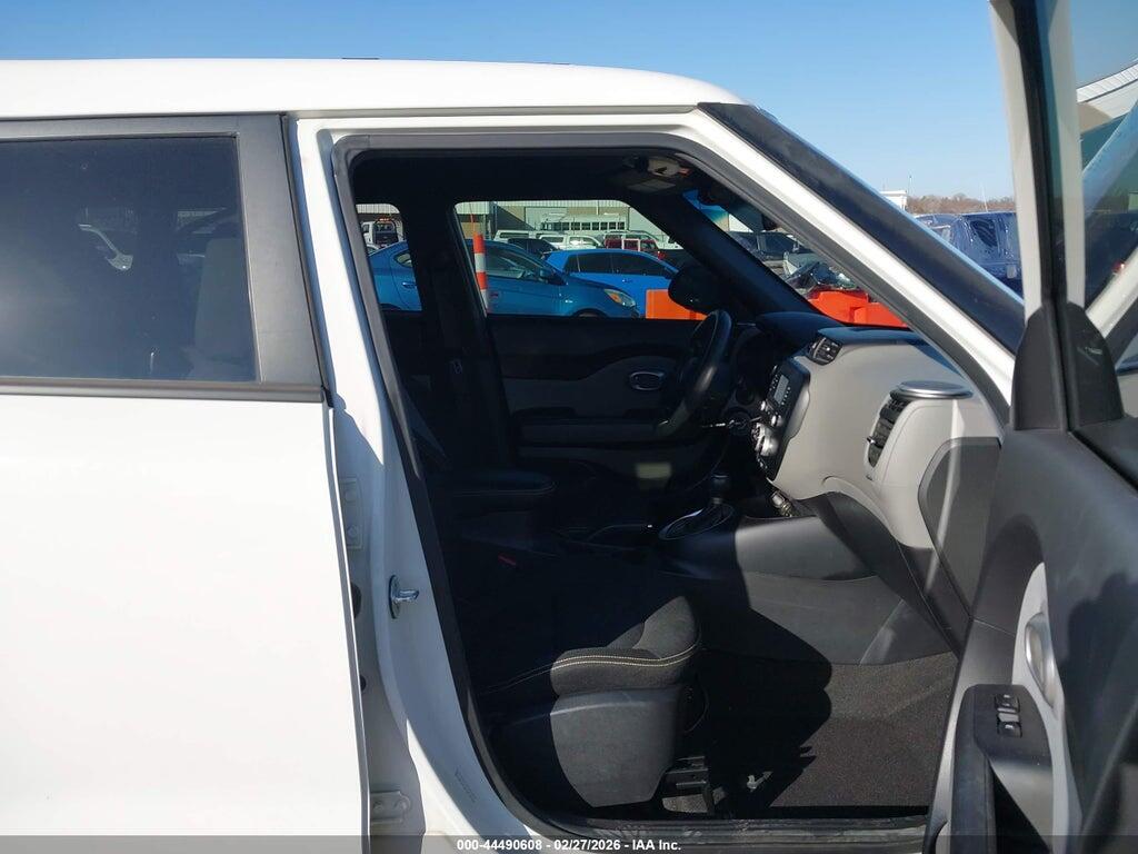 KNDJP3A53G7306994 2016 KIA SOUL photo no. 5