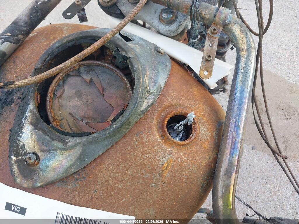 JYAVP11EX6A089575 2006 YAMAHA XVS1100 photo no. 7