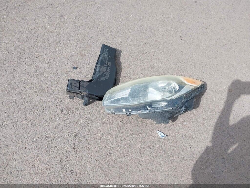 KNDJN2A26E7702937 2014 KIA SOUL photo no. 12