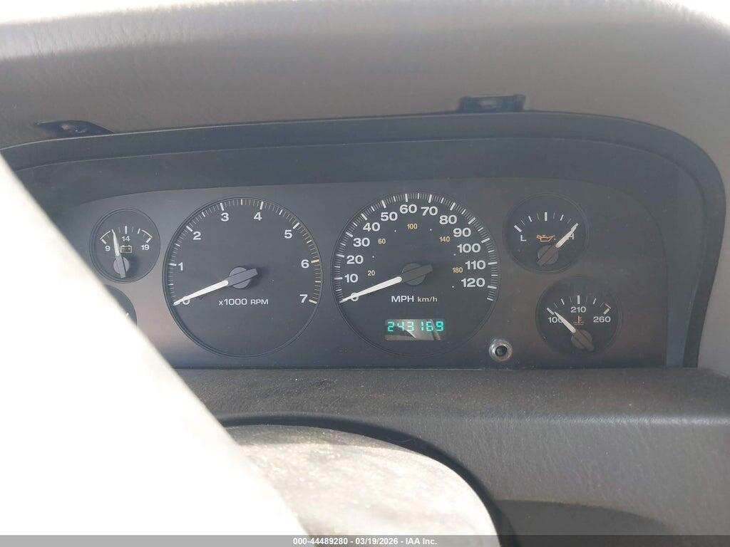 1J4GX48S82C227035 2002 JEEP GRAND CHEROKEE photo no. 7