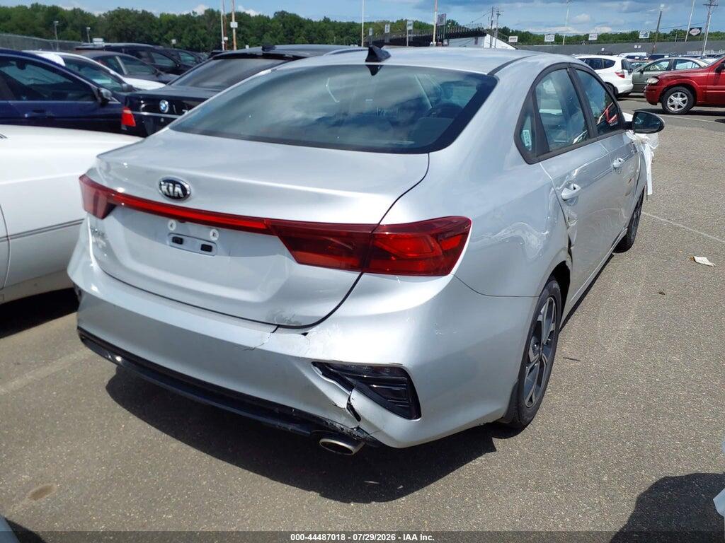 3KPF24AD7KE125097 2019 KIA FORTE photo no. 4