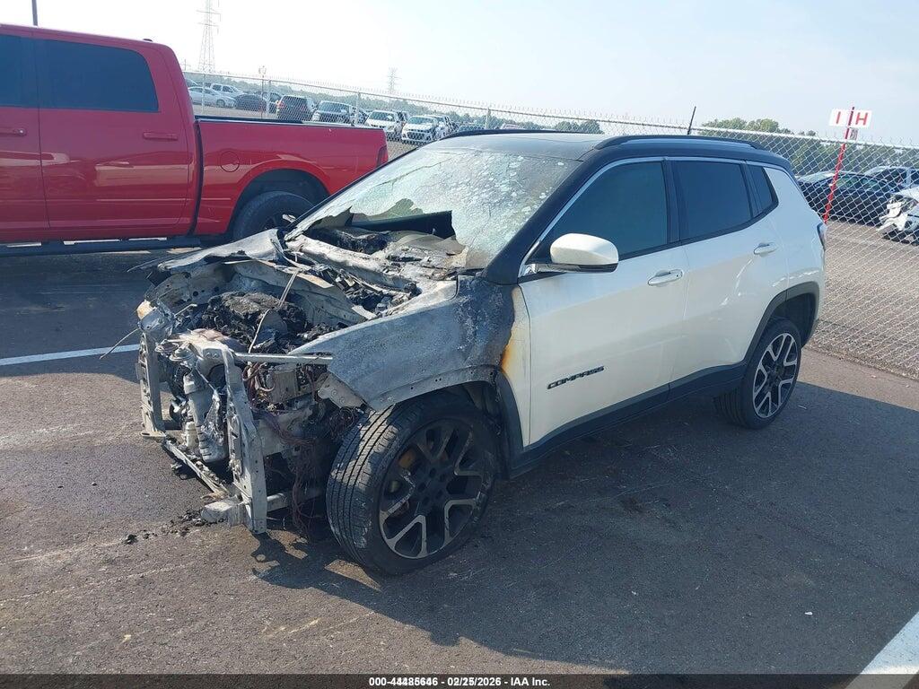 3C4NJDCB4JT454361 2018 JEEP COMPASS photo no. 2