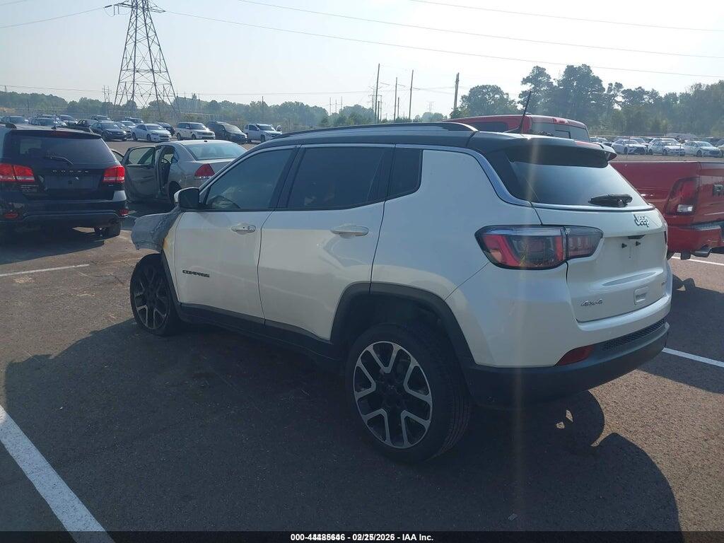 3C4NJDCB4JT454361 2018 JEEP COMPASS photo no. 3