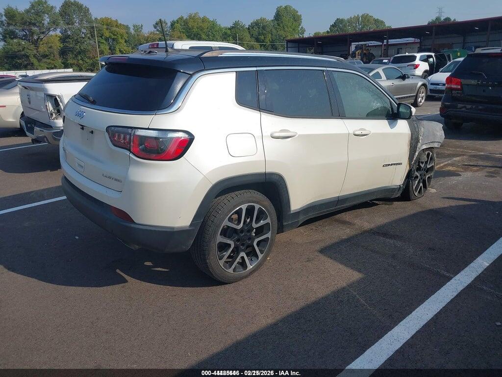 3C4NJDCB4JT454361 2018 JEEP COMPASS photo no. 4