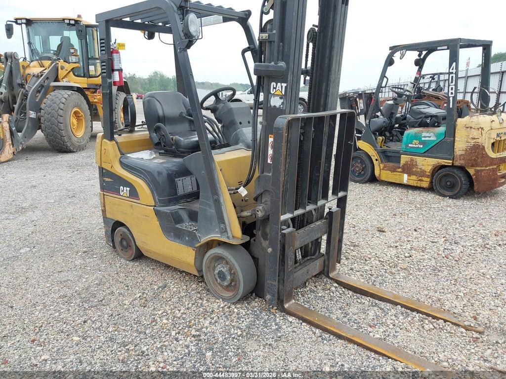 AT81F015581F01550 1999 CATERPILLAR C 3000 photo no. 1