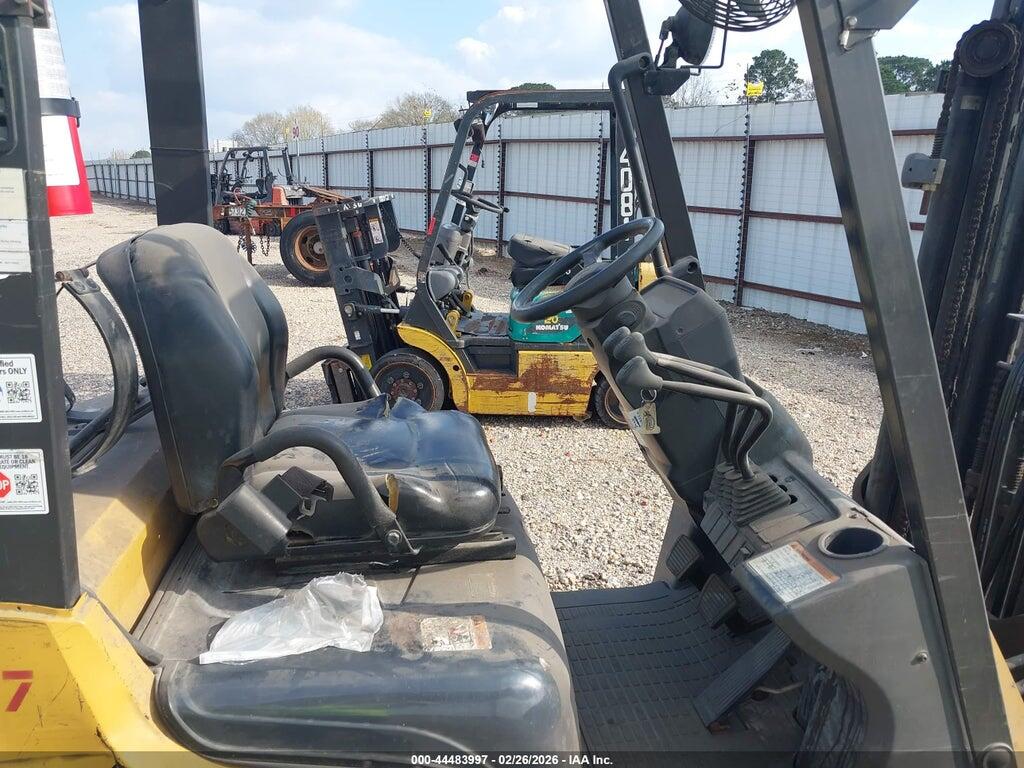 AT81F015581F01550 1999 CATERPILLAR C 3000 photo no. 5