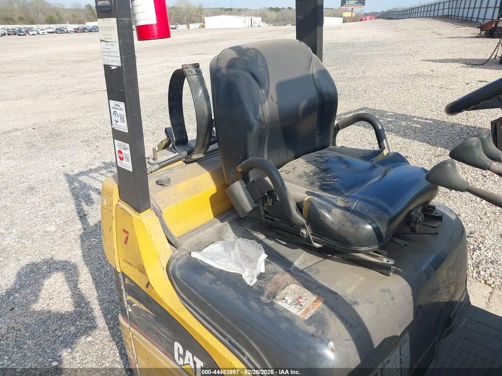 AT81F015581F01550 1999 CATERPILLAR C 3000 photo no. 8