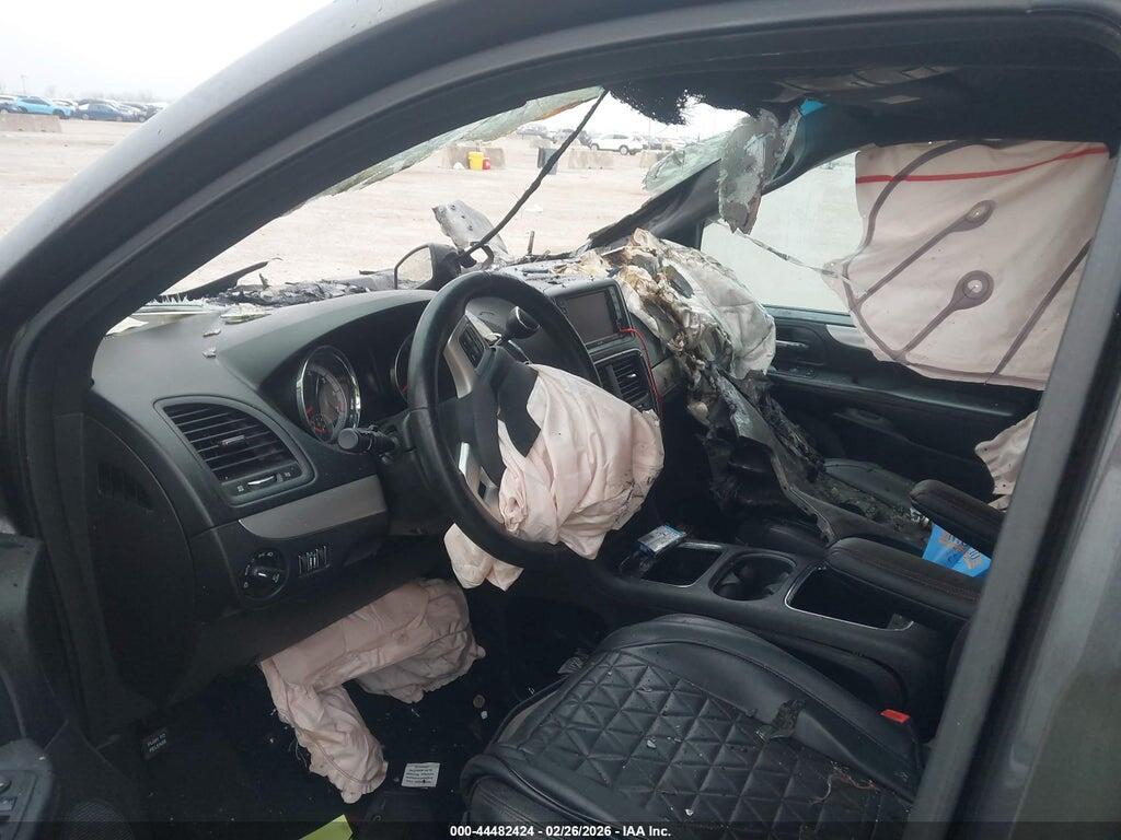 2C4RDGEG2HR699417 2017 DODGE GRAND CARAVAN photo no. 5
