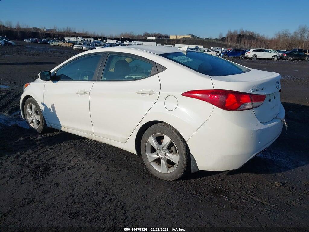 5NPDH4AE8DH349864 2013 HYUNDAI ELANTRA photo no. 3