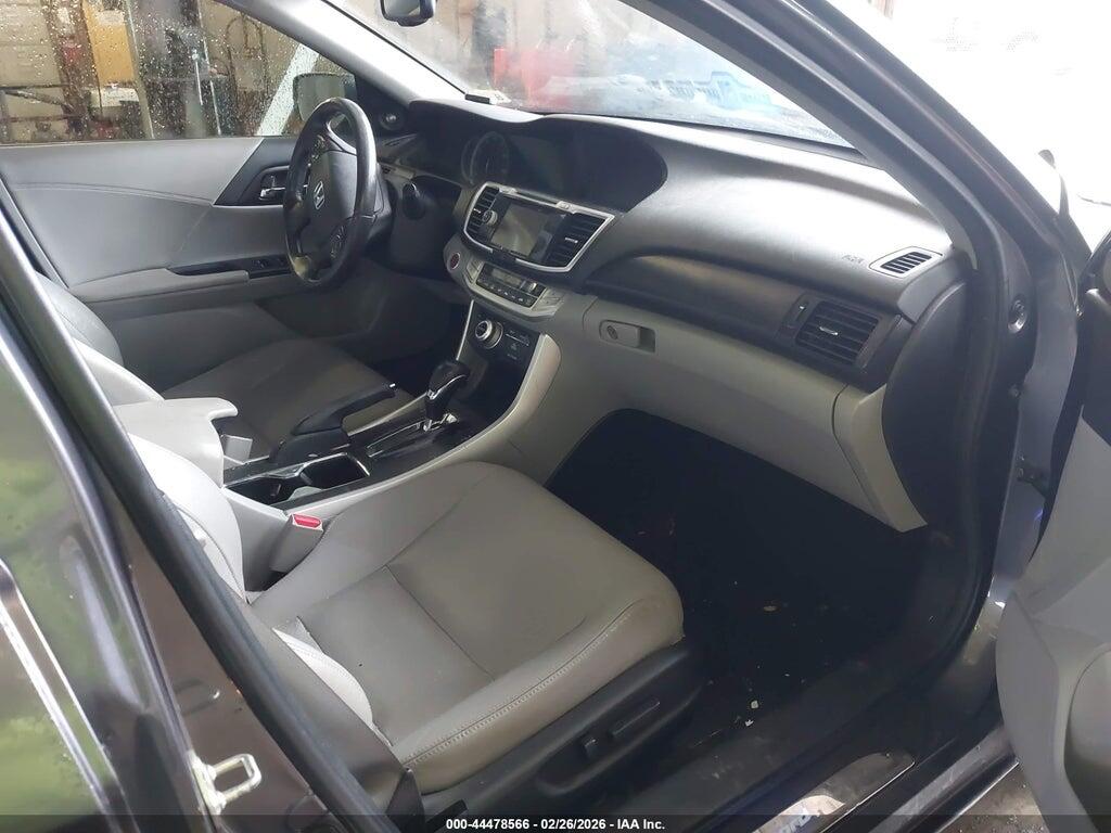 1HGCR3F86DA007960 2013 HONDA ACCORD photo no. 5