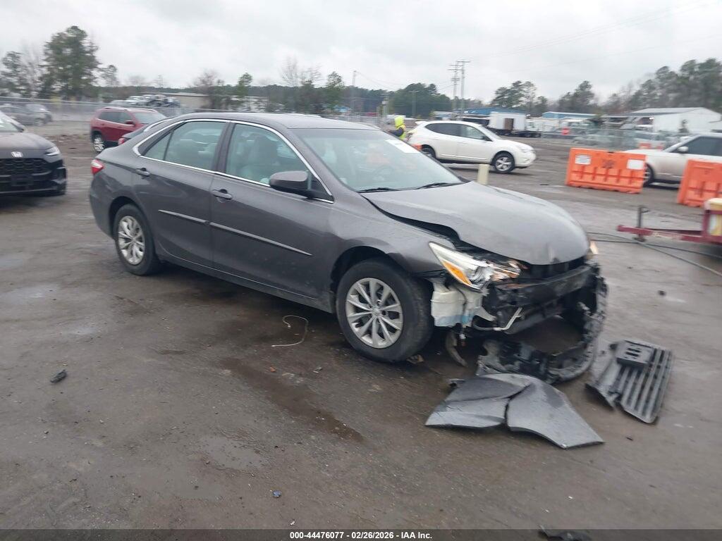 4T1BF1FK3GU567582 2016 TOYOTA CAMRY photo no. 1