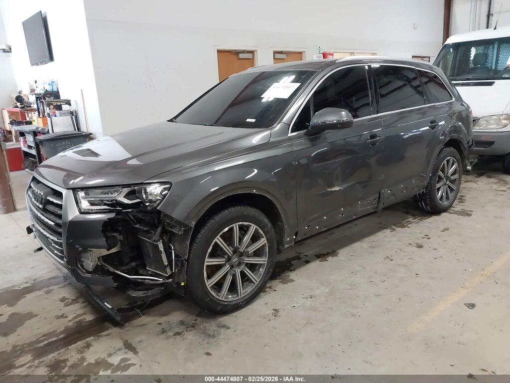 WA1AAAF71KD008805 2019 AUDI Q7 photo no. 2