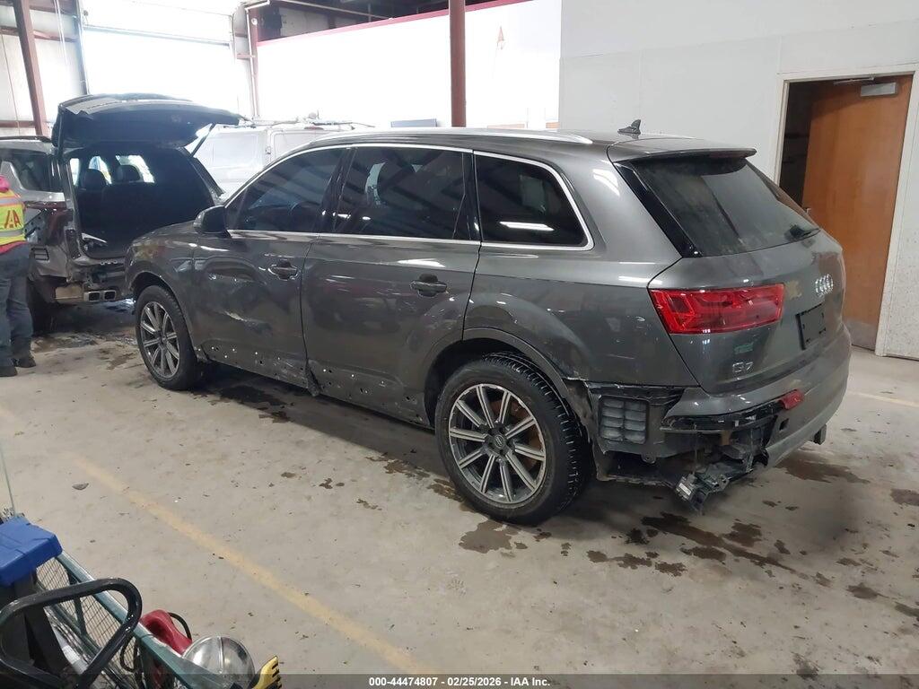 WA1AAAF71KD008805 2019 AUDI Q7 photo no. 3