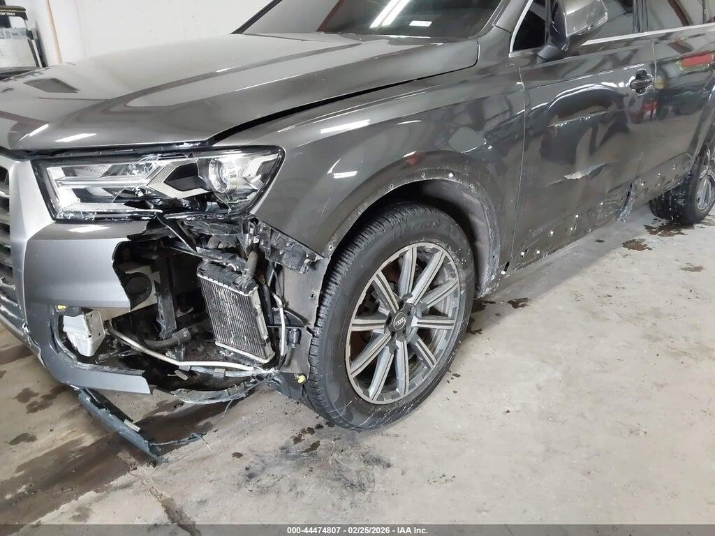 WA1AAAF71KD008805 2019 AUDI Q7 photo no. 6