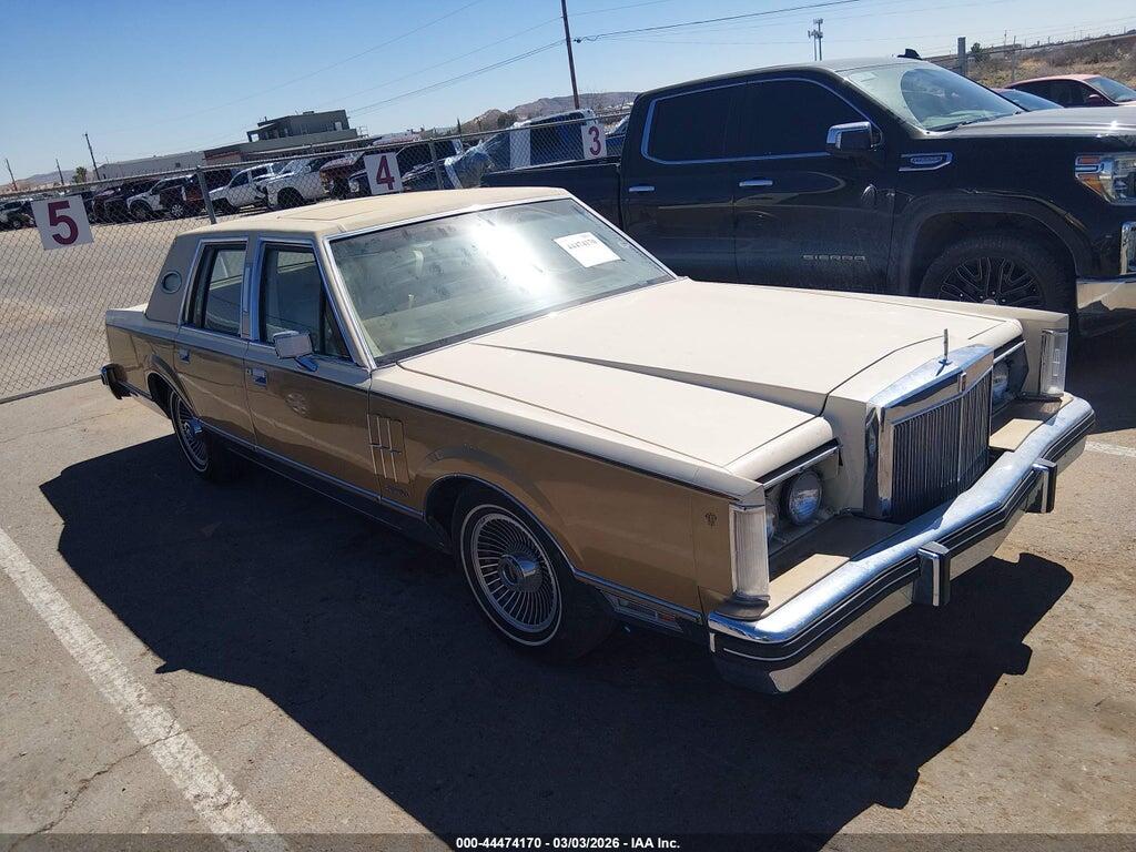 1MRBP96FXCY630518 1982 LINCOLN MARK VI photo no. 1