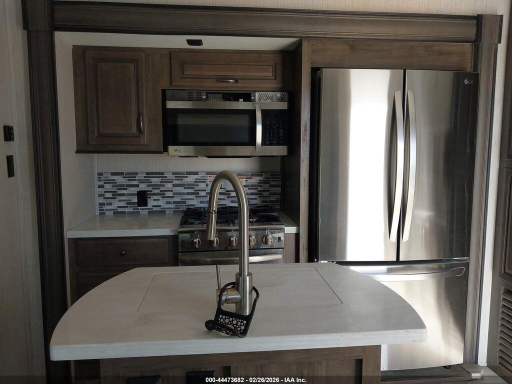 4X4FSER27MJ050328 2021 FOREST RIVER 391FLRB photo no. 5