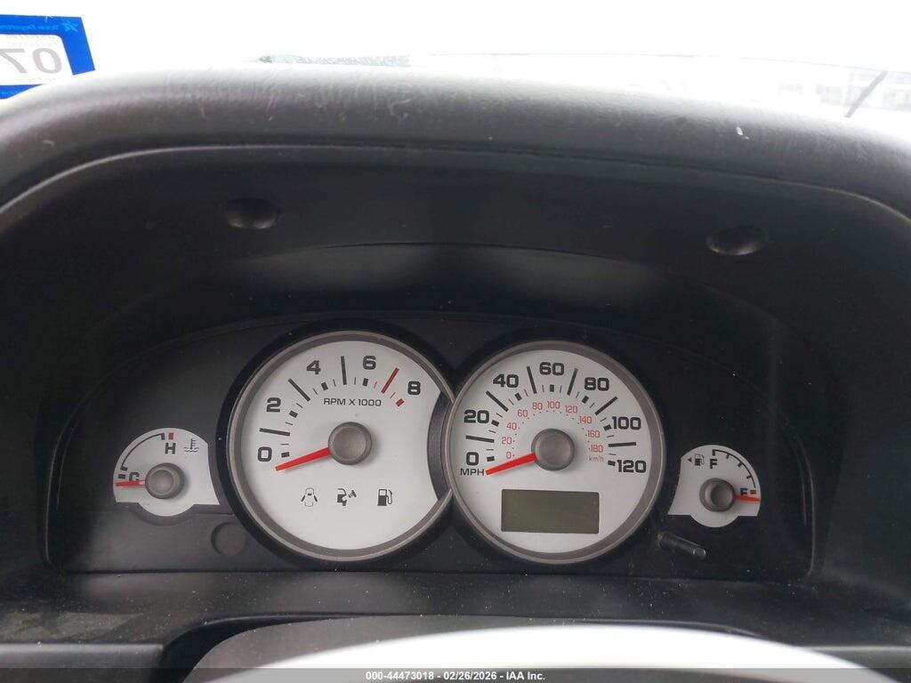 1FMYU03105KD40168 2005 FORD ESCAPE photo no. 7