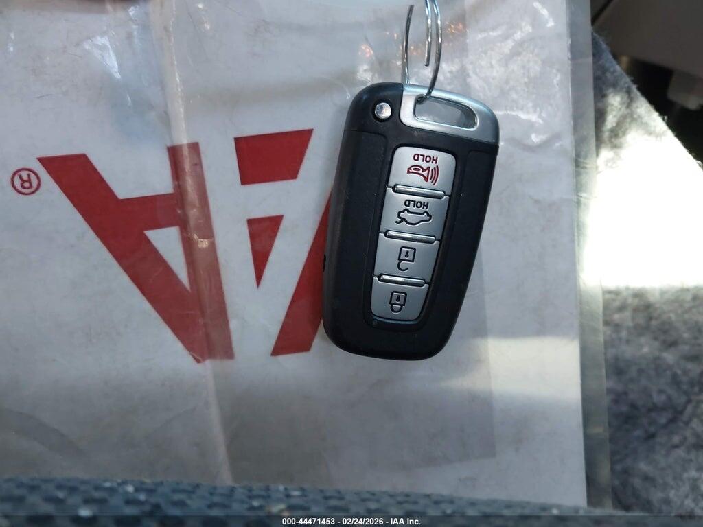 5NPEC4AC7DH607633 2013 HYUNDAI SONATA photo no. 11