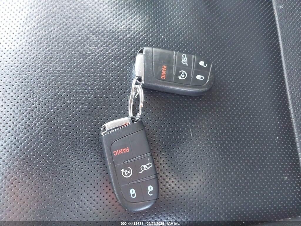 3C4NJDCB3JT341372 2018 JEEP COMPASS photo no. 11