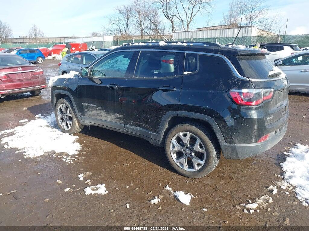 3C4NJDCB3JT341372 2018 JEEP COMPASS photo no. 3