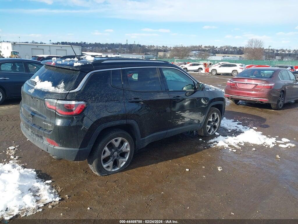 3C4NJDCB3JT341372 2018 JEEP COMPASS photo no. 4