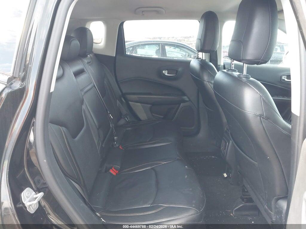 3C4NJDCB3JT341372 2018 JEEP COMPASS photo no. 8