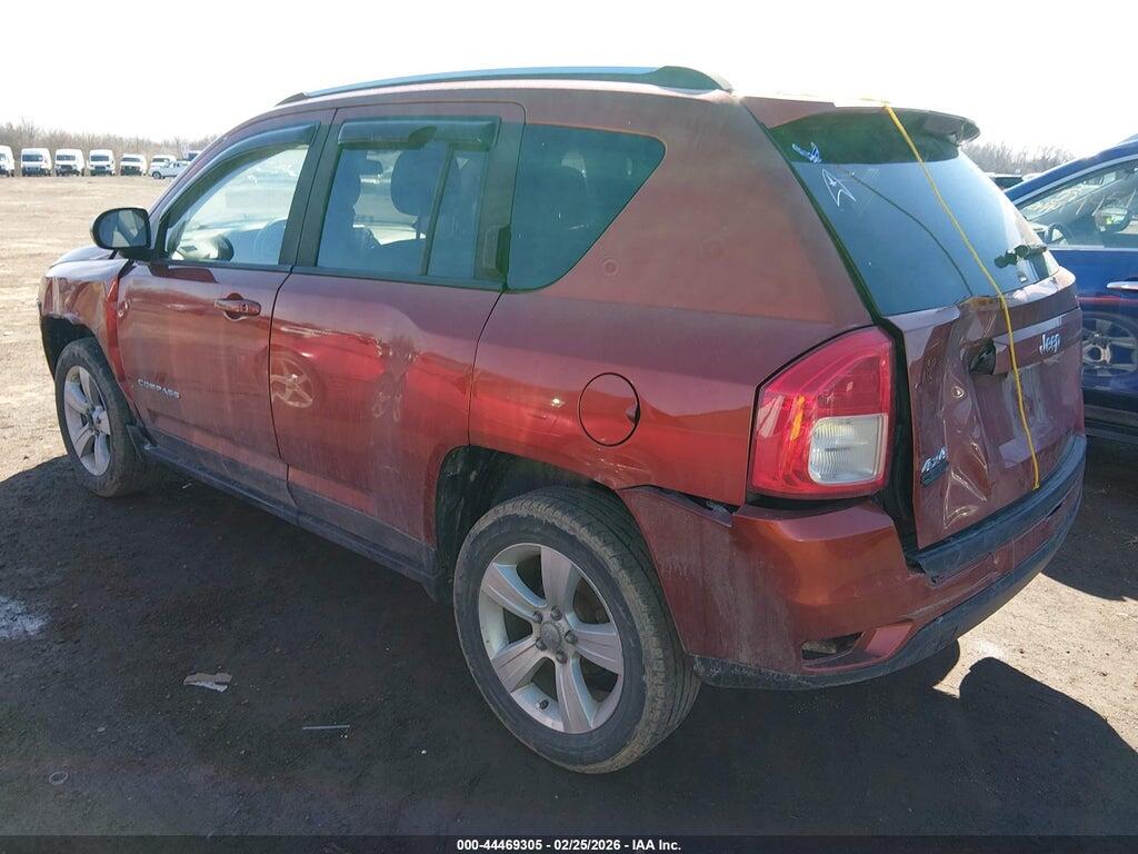 1C4NJDAB8CD595266 2012 JEEP COMPASS photo no. 3