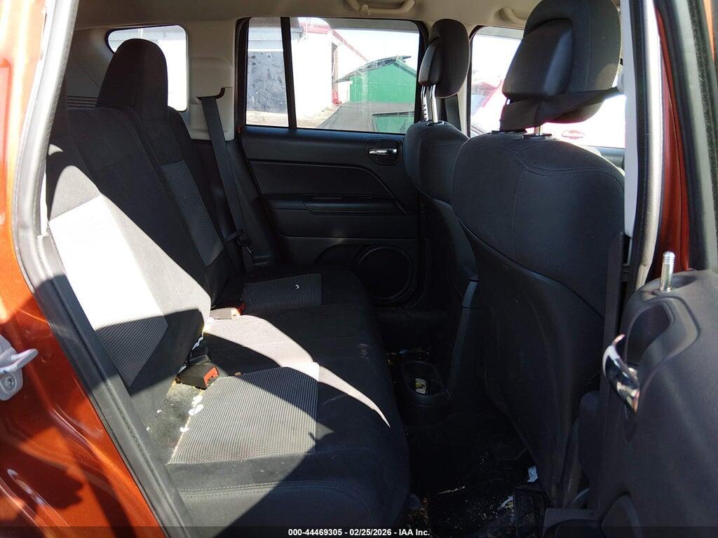 1C4NJDAB8CD595266 2012 JEEP COMPASS photo no. 8